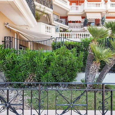 Superbe Studio Avec Terrasse En Front De Mer Menton Exterior photo