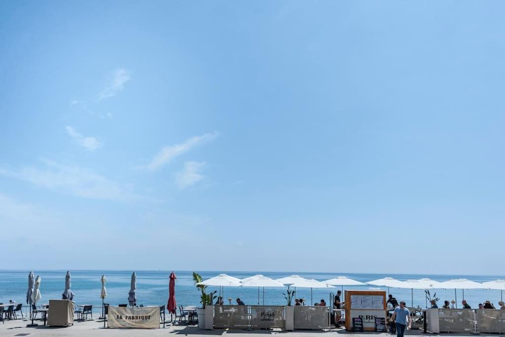 Superbe Studio Avec Terrasse En Front De Mer Menton Exterior photo